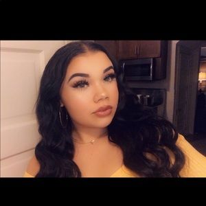 Meet your Posher, Alexandria